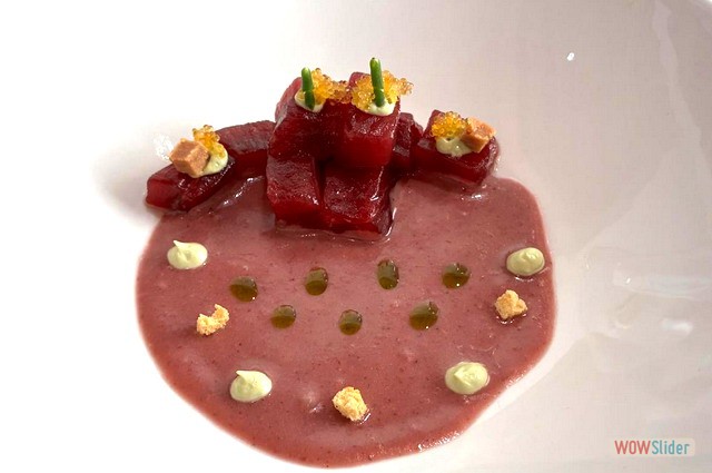 Descargamento con gazpacho de uva tinta