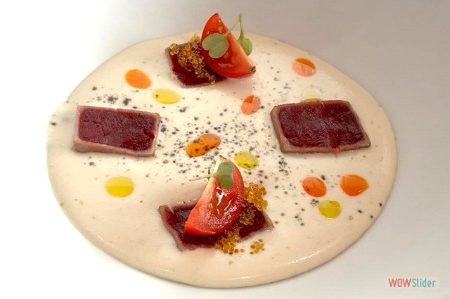 Ajo blanco de pinones