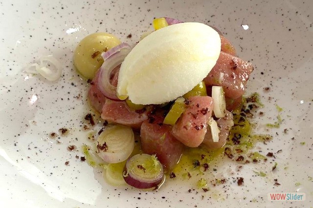 Gilda de tarantelo con helado de piparra