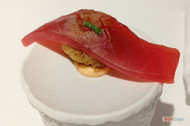 Niguiri con ortiguilla