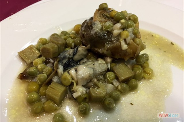 Alcauciles con ch�charos y ostiones